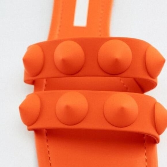 NEW ZARA WOMAN FLAT LEATHER WITH RUBBER STUDS ORANGE SANDALS - Picture 2 of 3